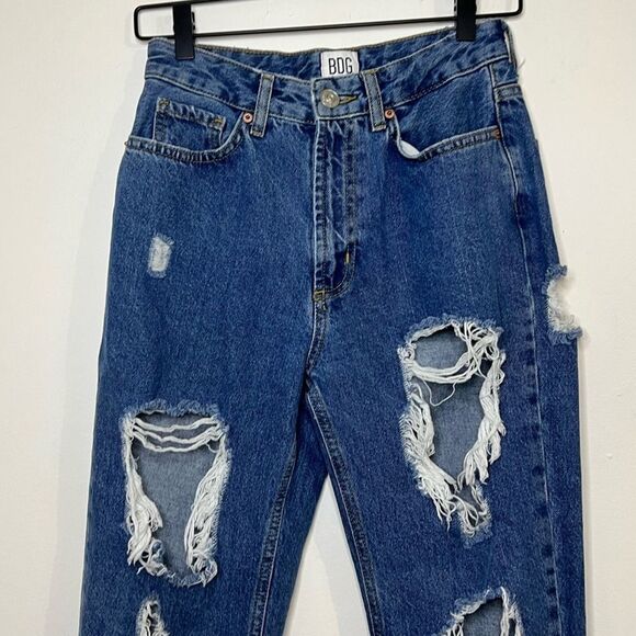 BDG Urban Outfitters Mom High Rise Distressed Holey Denim Jeans size 25 - Picture 3 of 7